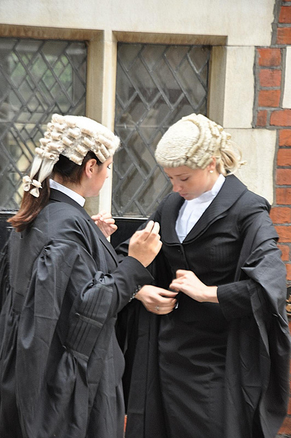 lawyers dressing Ian Lee CC BY-2 flickr:photos:ian02054:5108416648: